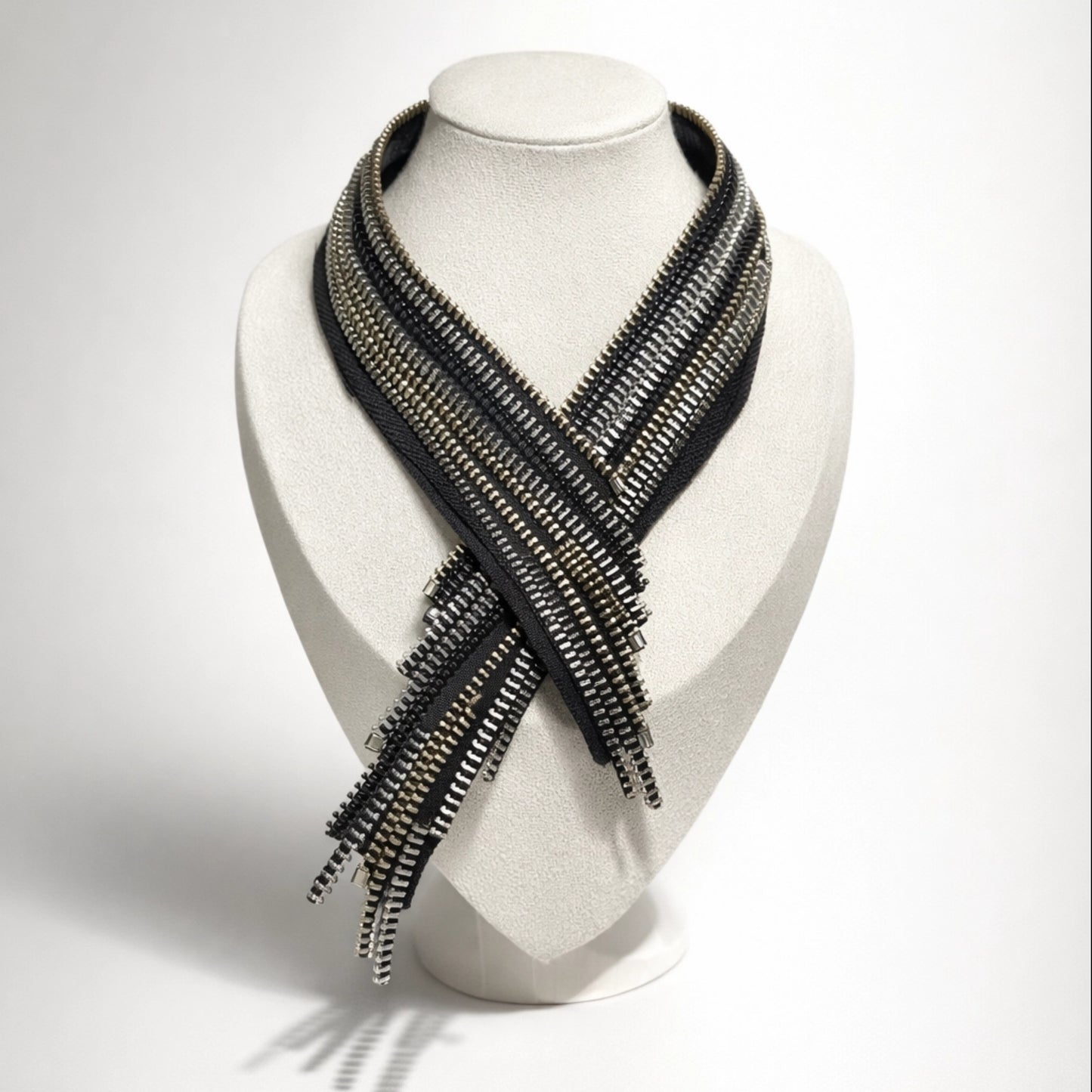 Collar Cremalleras