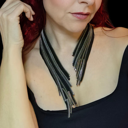 Collar Cremalleras