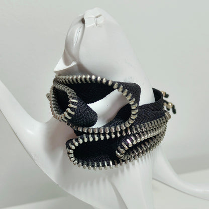 Brazalete Cremalleras