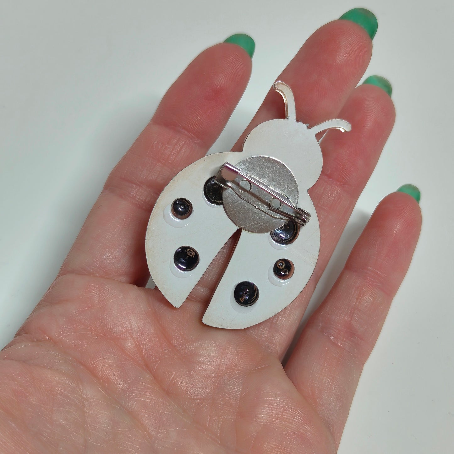 Broche Mariquita Bonita