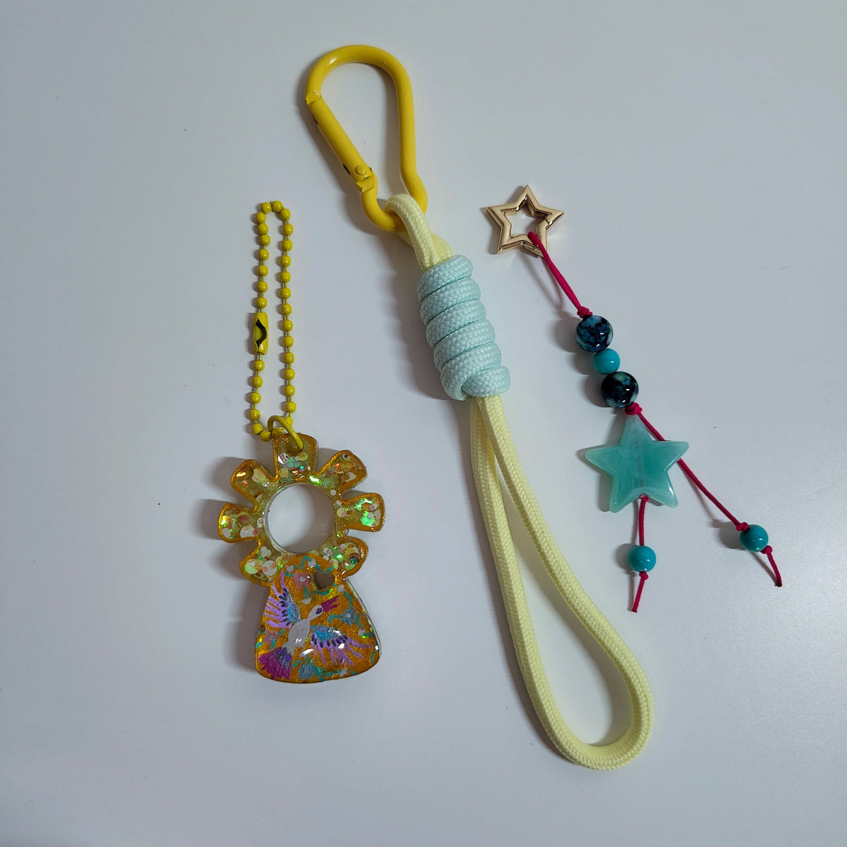 Charm Pilarica Amarilla